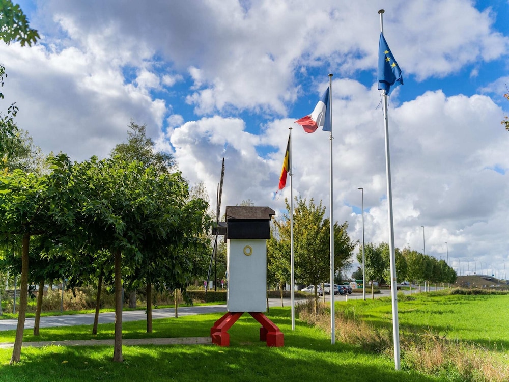 Inviting Holiday Home in Nieuwpoort With Garden