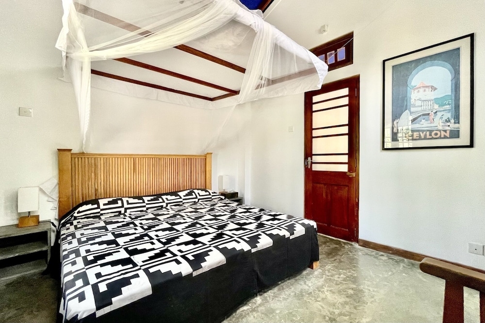 Isana Beach House