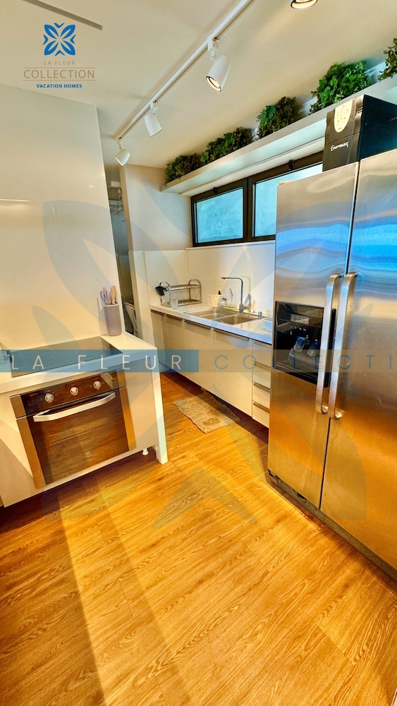 La Fleur Collection Vacation Homes