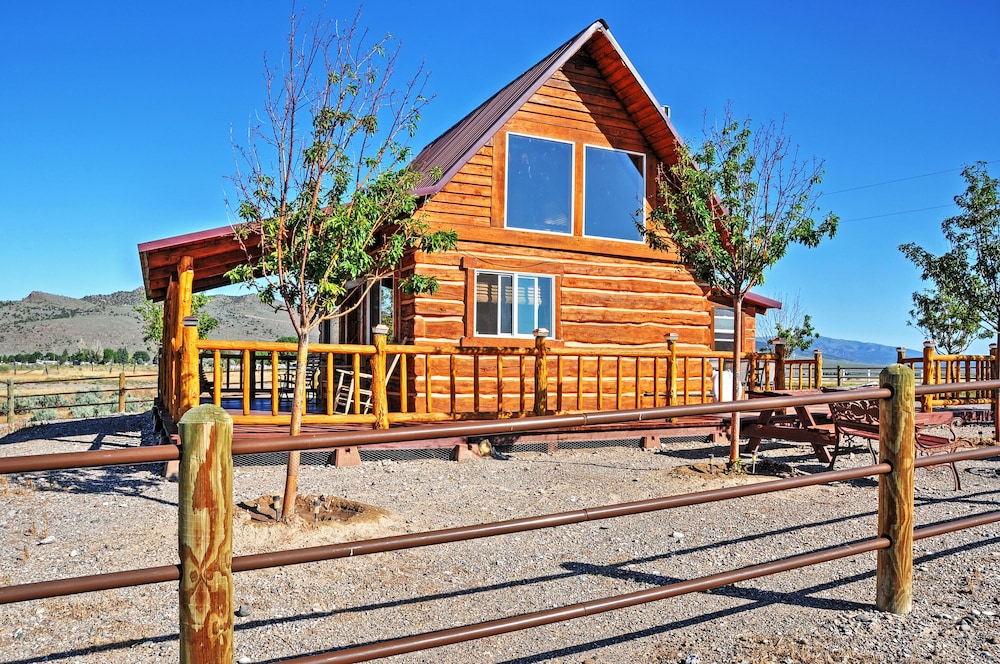 Remote Antimony Log Cabin w/ Green Meadow Views! view 2