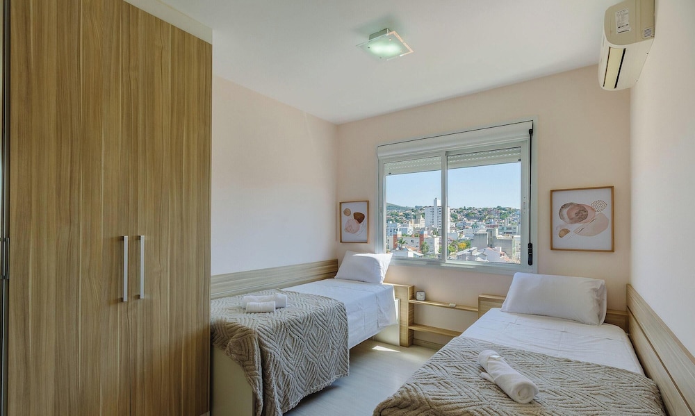 2 Bedroom Apartment w/ AC in PoA Rps0903