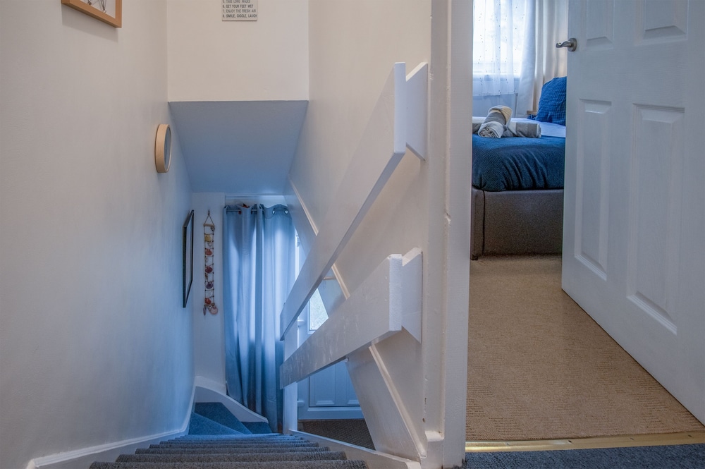 Trewent Park - 2 Bed - Freshwater East view 3