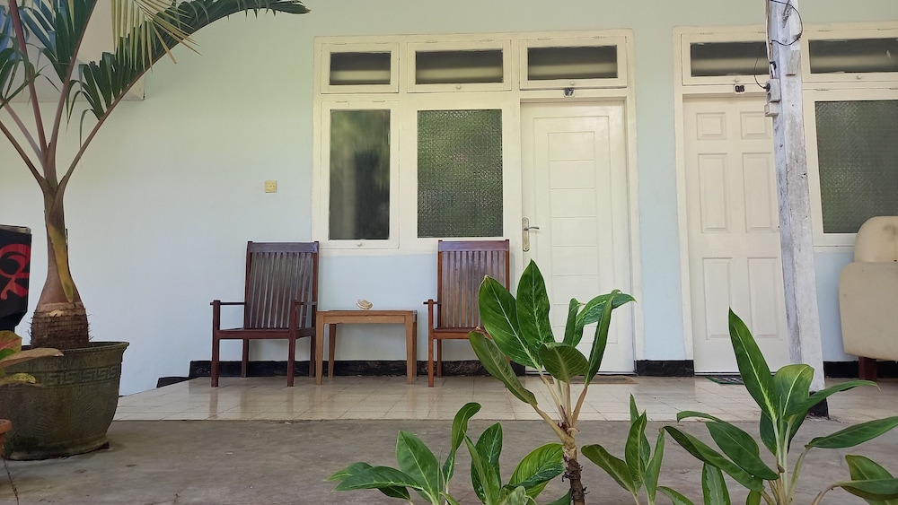 Hotel Bajo