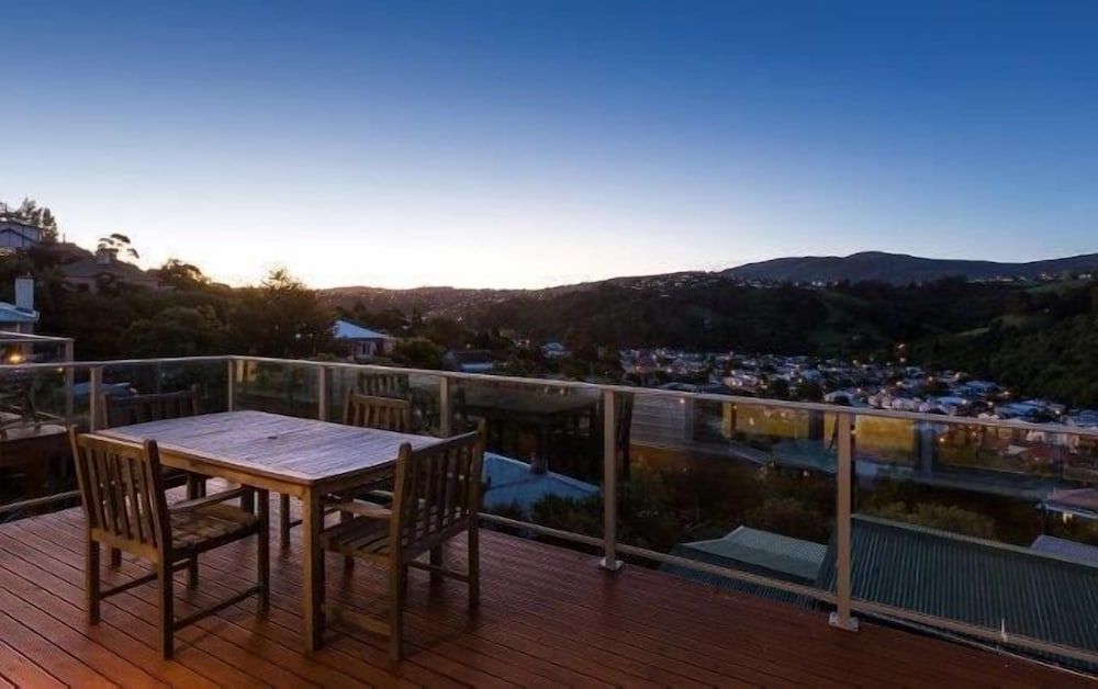 Baldwin Street BNB