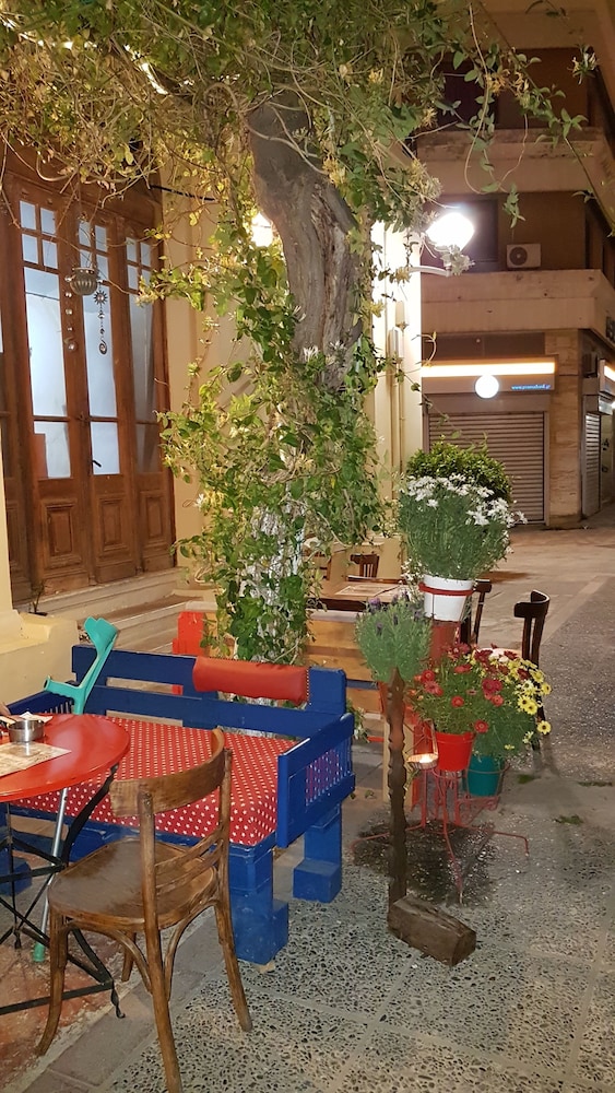 Heraklion Vacations - Arhontiko in the city - Property Image 15