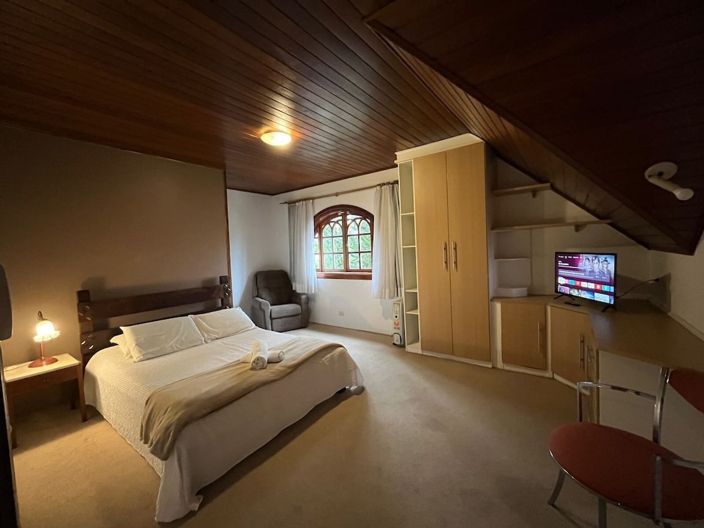 Cerejeira Guest House