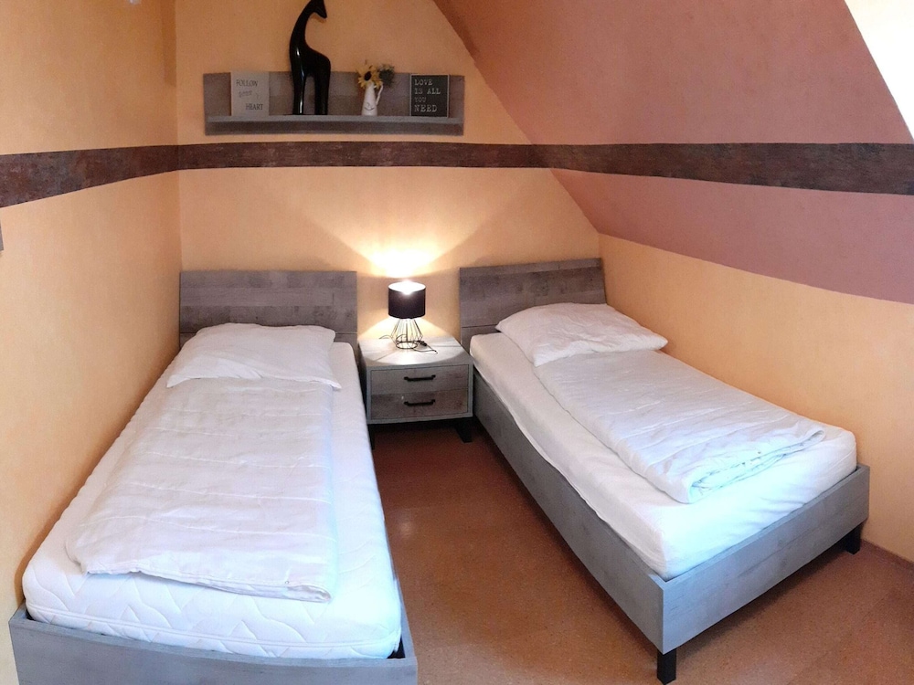 Comfortable Holiday Home Near Vineyards in Bremm