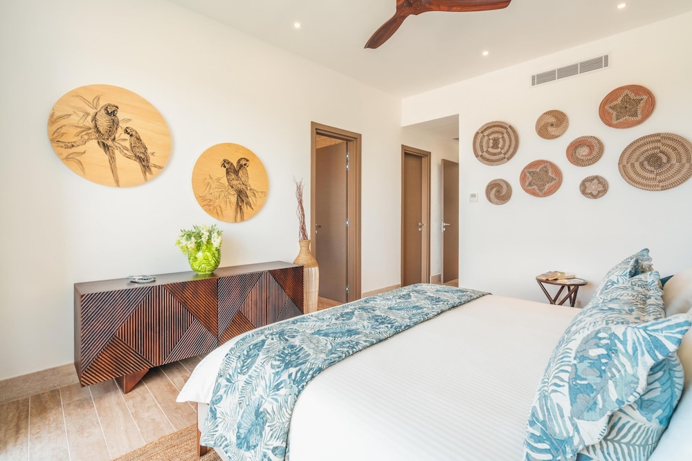 Amazing Penthouse in Exclusive Tower in Capcana