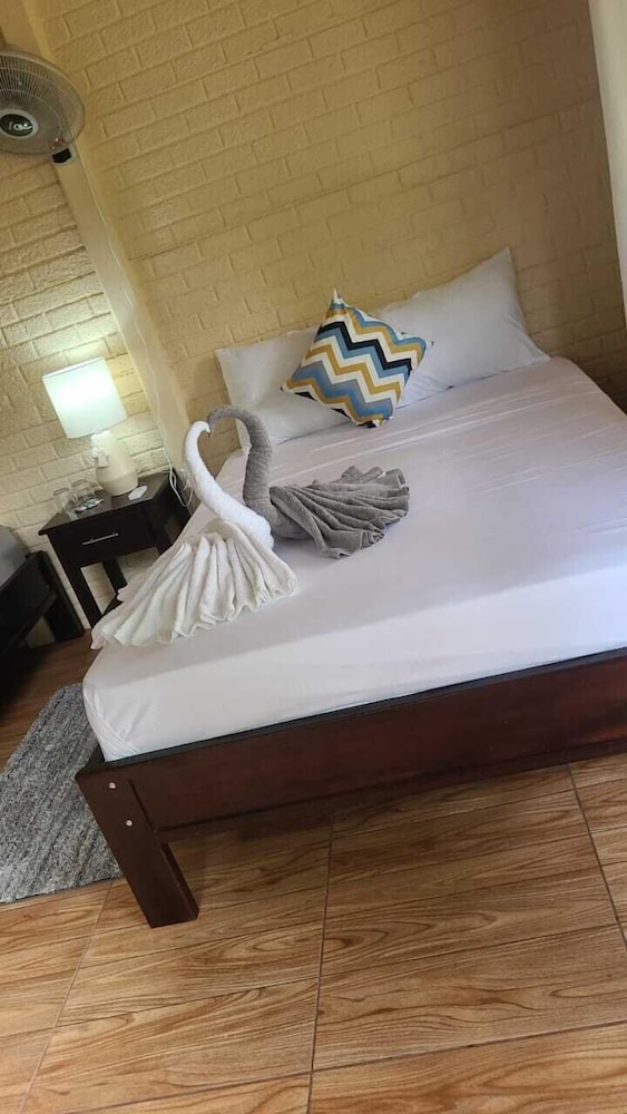 The Secret Eco Lodge