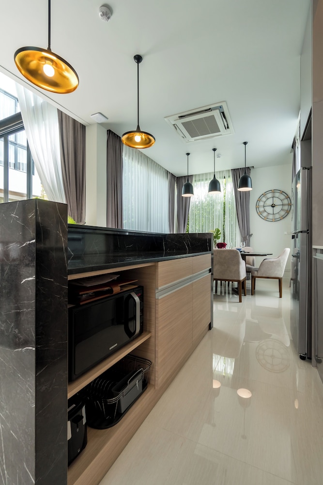Panora Villa 8112 By Villacarte