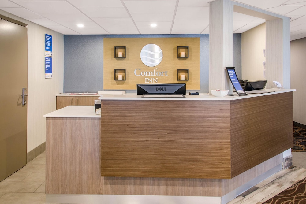 Comfort Inn Aeroport - Property Image 3