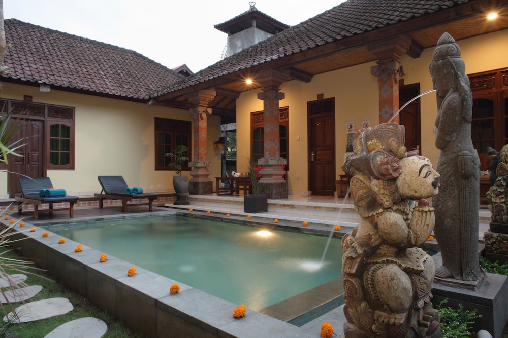 Suparsa's Home Stay
