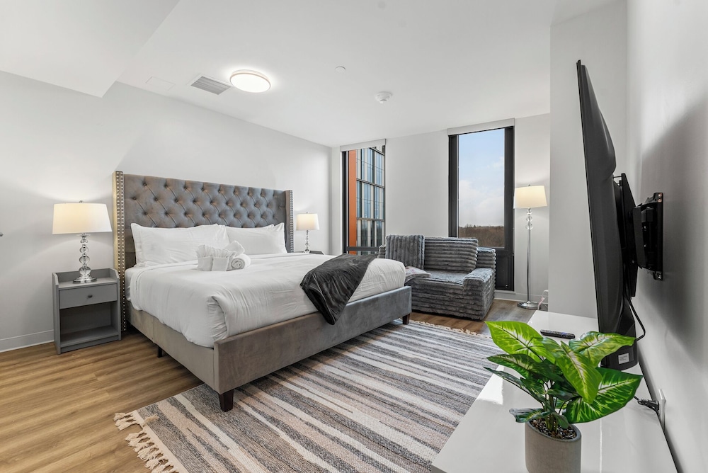 Furnished Apts near Harvard Stadium
