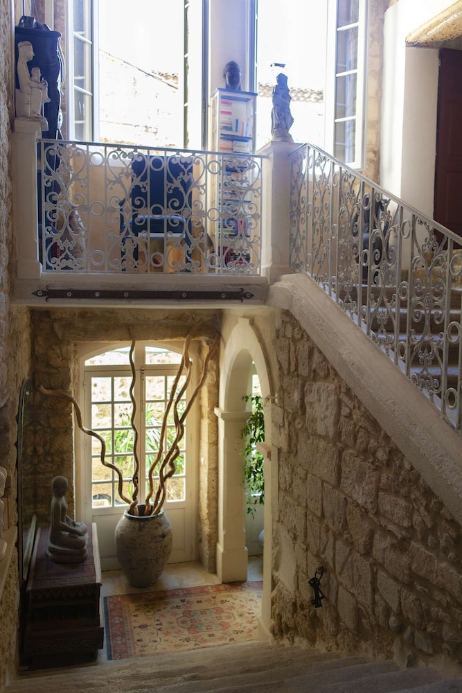Photo 44