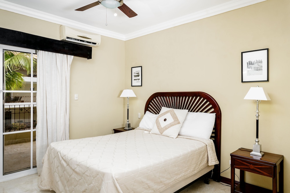 Hotel Palm Green Vacations Whitesands - Image 1