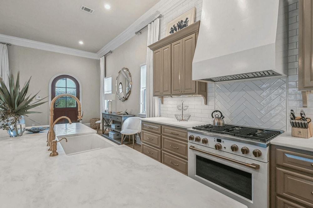 Skinny Love 30a by Avantstay Private Heated Pool Block to the Beach