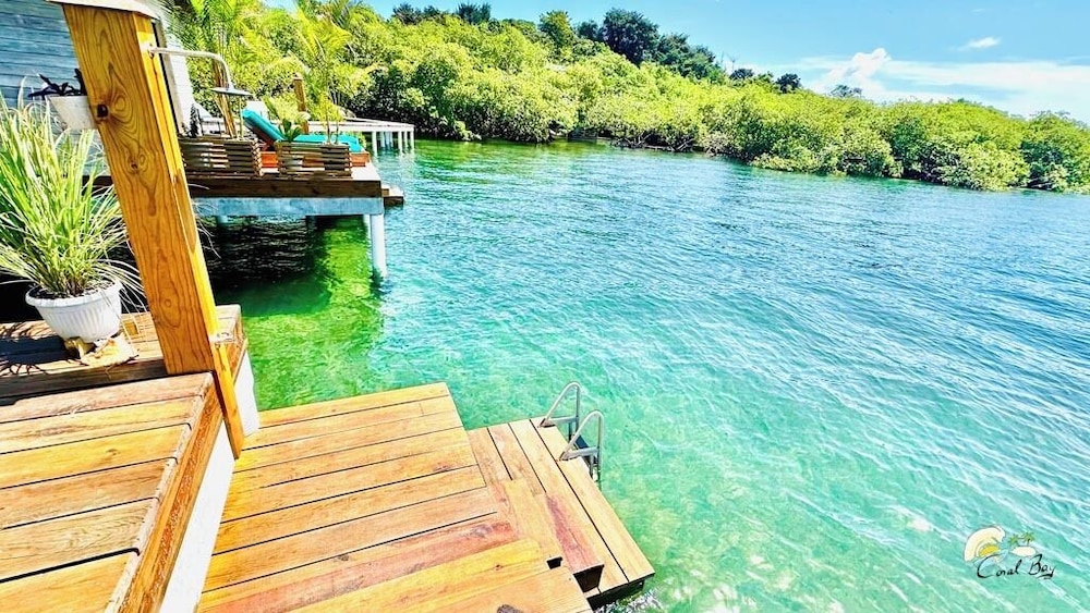 Coral Bay Bungalows