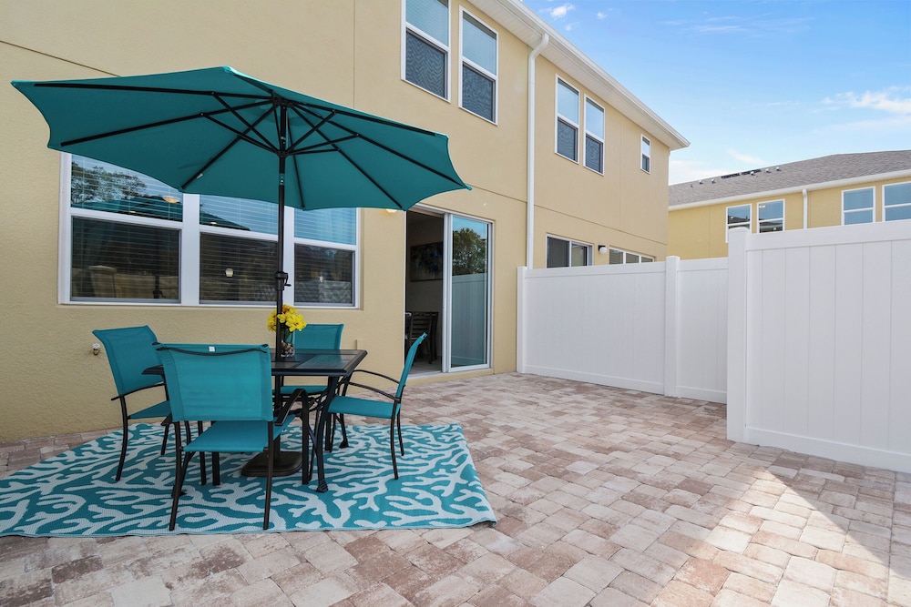 Amazing 4 Bedroom Close to Disney Compass Bay Resort 5161 - Image 3