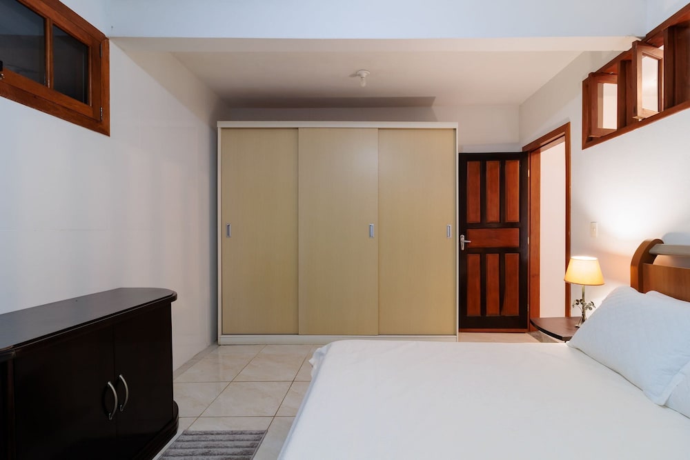 Cozy House in Floripa Rbf142