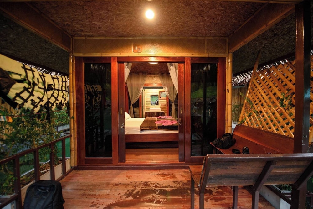 PraiwanRaftHouse