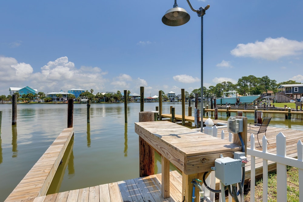 Fish, Kayak & More: Bayfront Gem in Dauphin Island