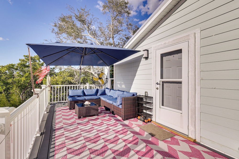 Private Beach: 'hidden Shack By the Bay' in Ruskin