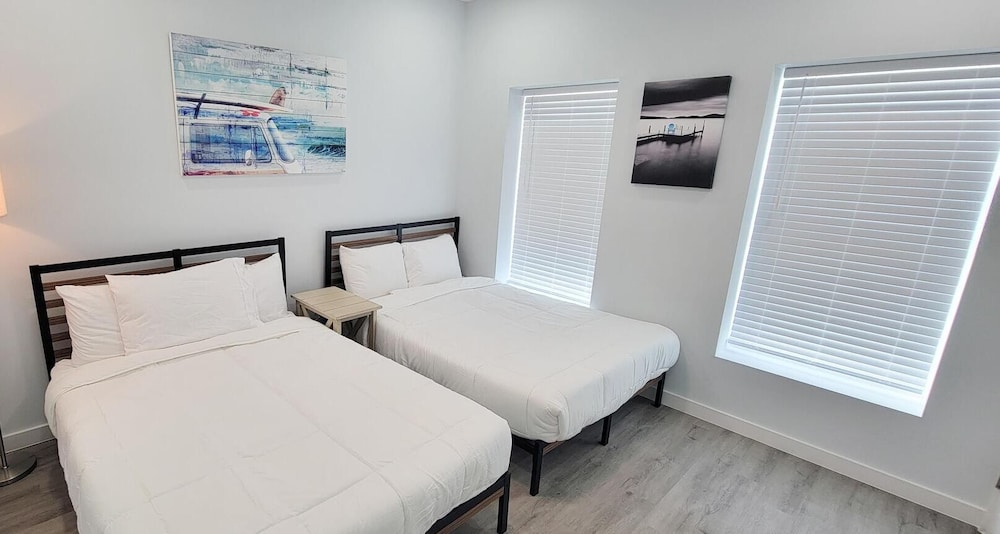 Villas De Laguna 2 3 Bedroom Townhouse