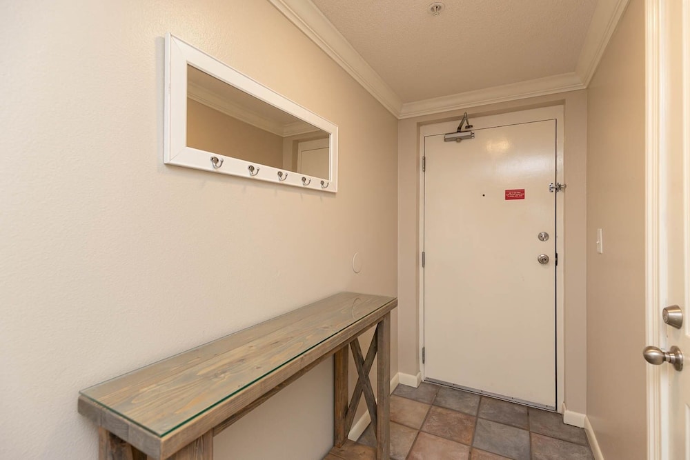 Phoenix X 609 3 Bedroom Condo