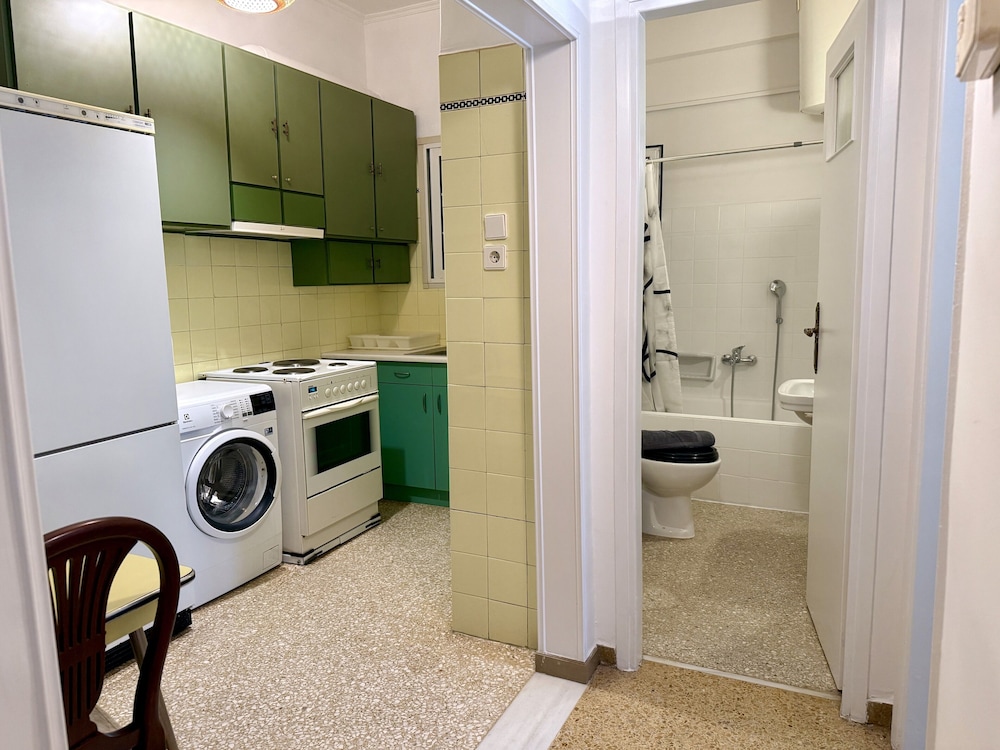 Neos Kosmos Family Apartment