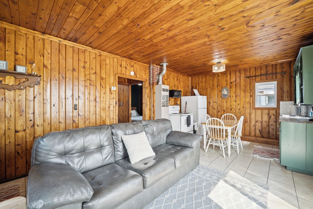 Barefoot Beach Resort