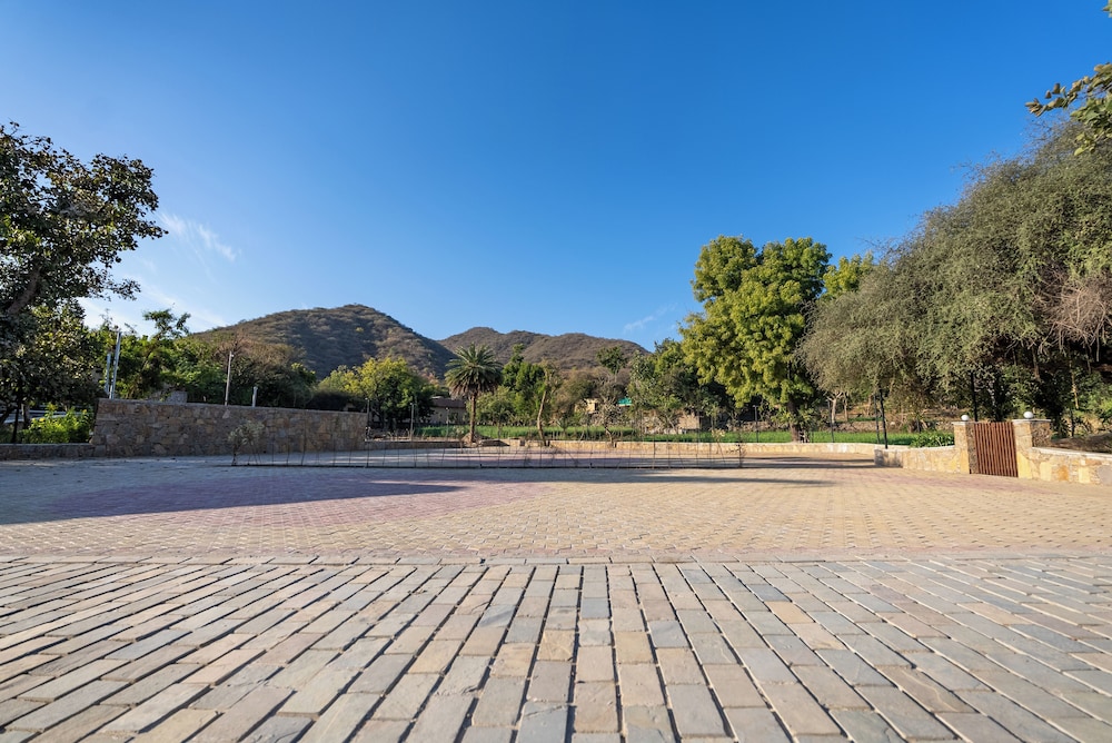 Tree of Life Amara Resorts & Spa Udaipur