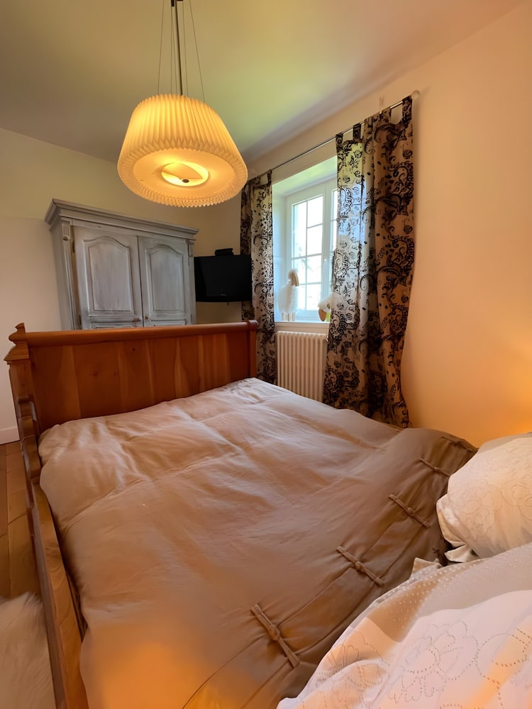 Estate in Saint-pavace Near Le Mans Circuit