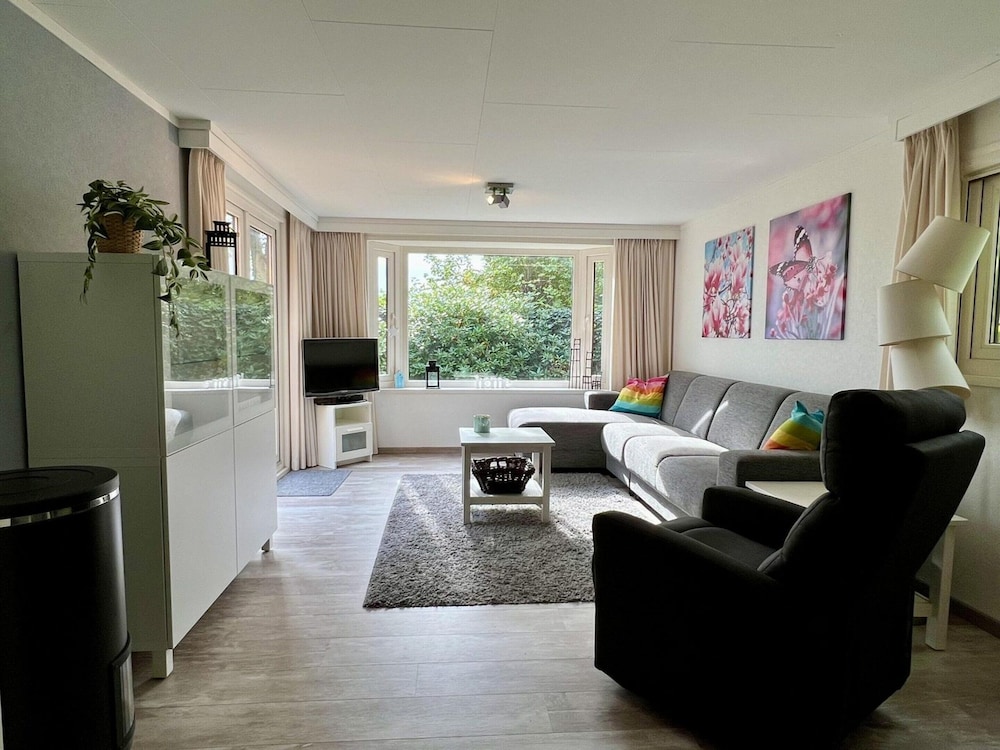 Modern Chalet in Campanula Park With Garden