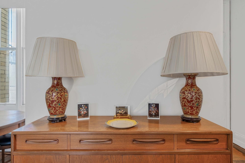 The Bloomsbury Deux by Frankie Says