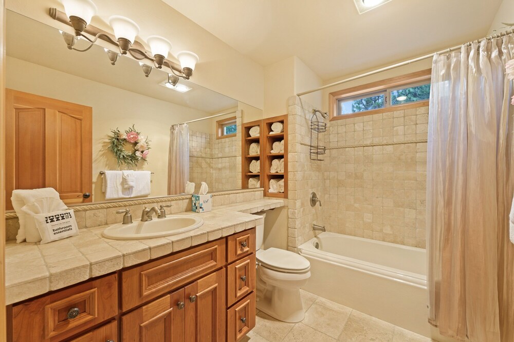 4 Tan Oak Lane 5 Bedroom Home