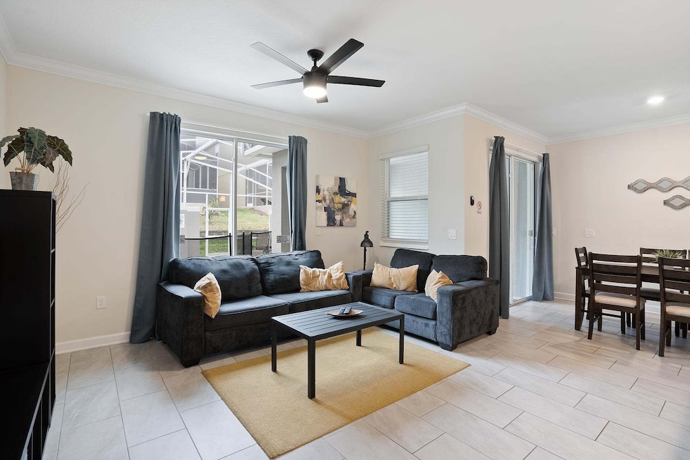 Championsgate Resort 4 Bedroom Private Pool Townhome 4 Townhouse