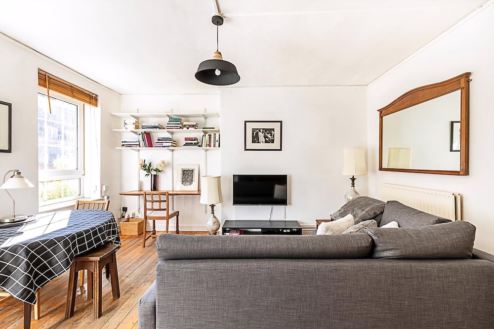 Sich - Warm & Inviting Flat by Liverpool Street