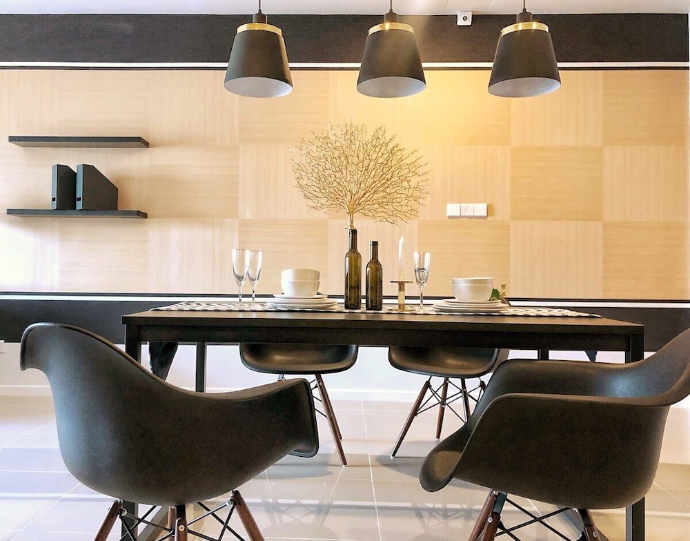 A Comfy & Stylish Suite at Suasana Suites JB 11