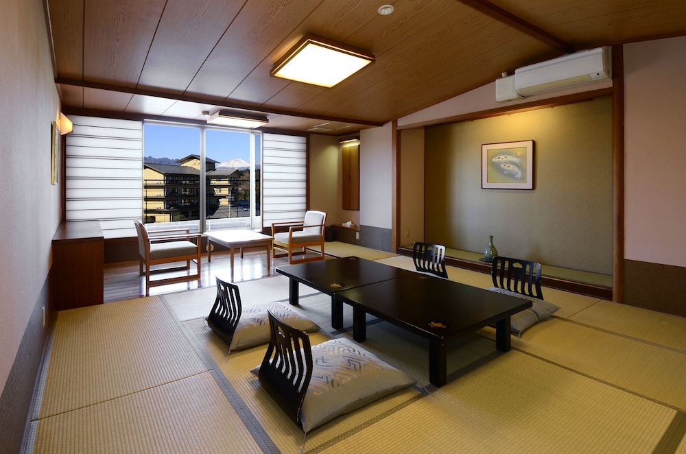 Hotel Isobe Garden