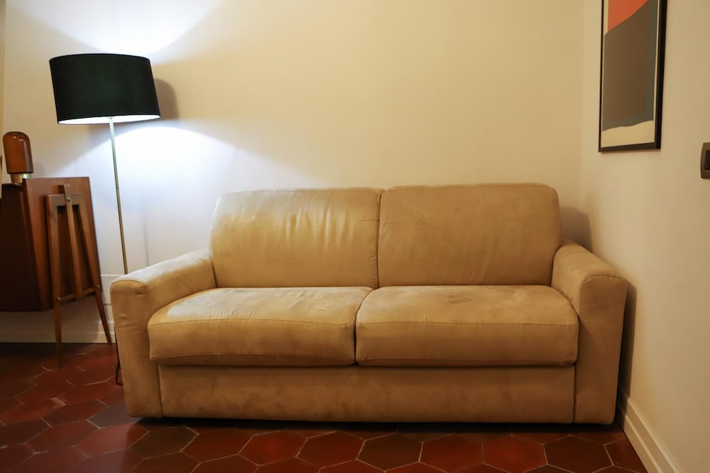 Cozy Apartment at Pizzofalcone by Wonderful Italy