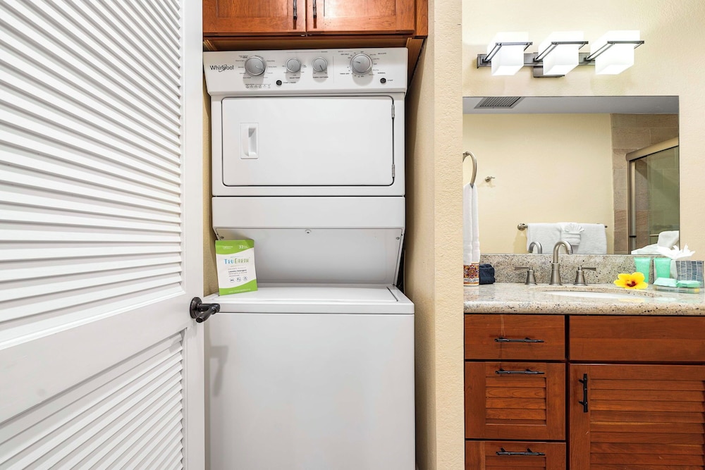 Ocean View - 2 Bedrooms With Loft - Fully Air-conditioned - Complete Remodel - Vrkcv