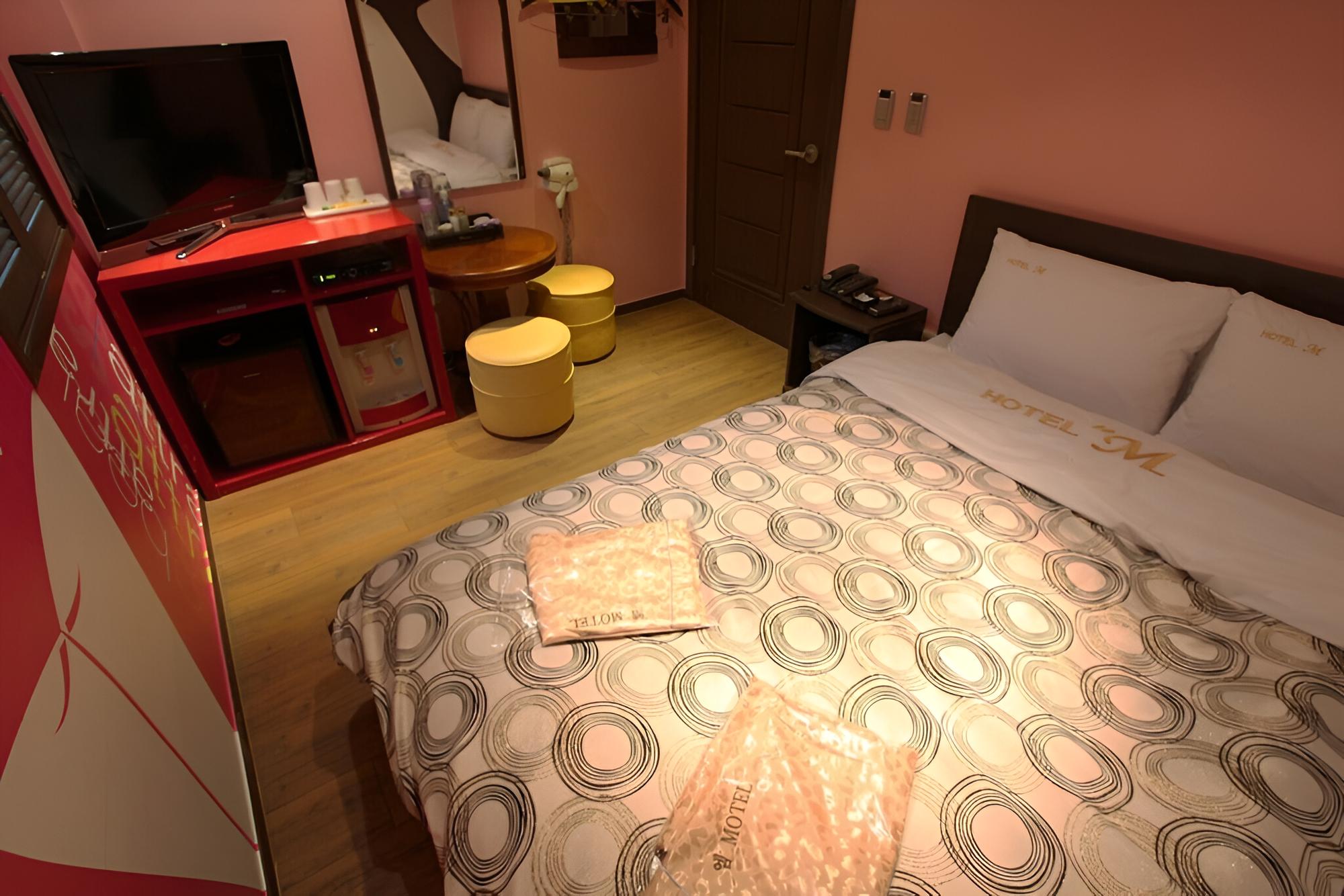 Photo 12