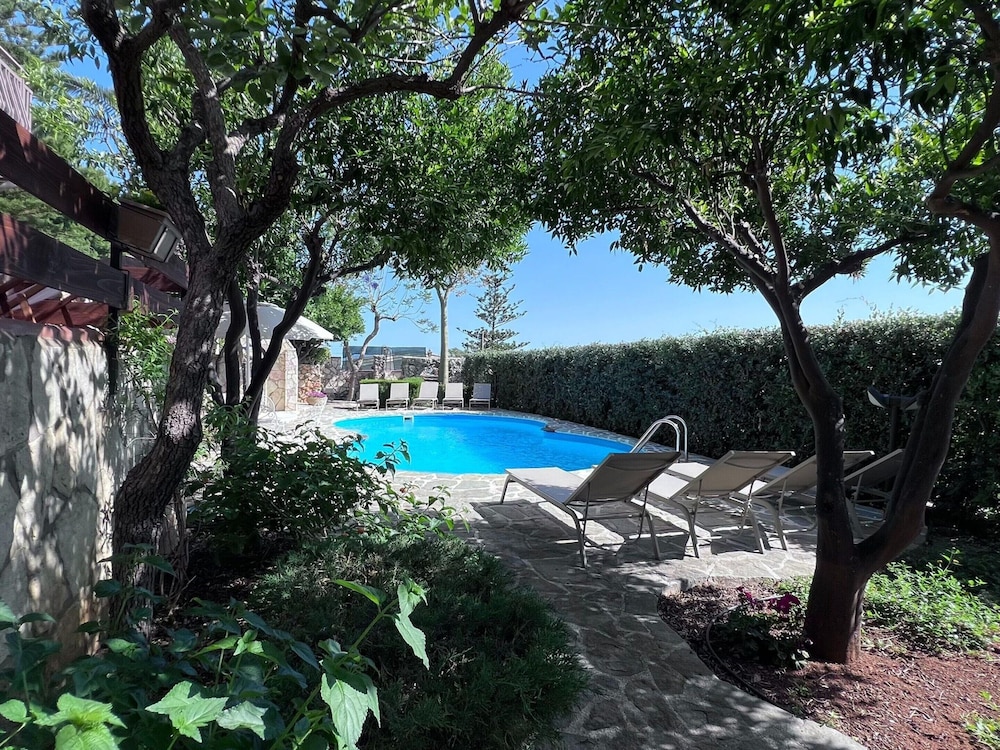 Charming Holiday Home Near Sea photo 3