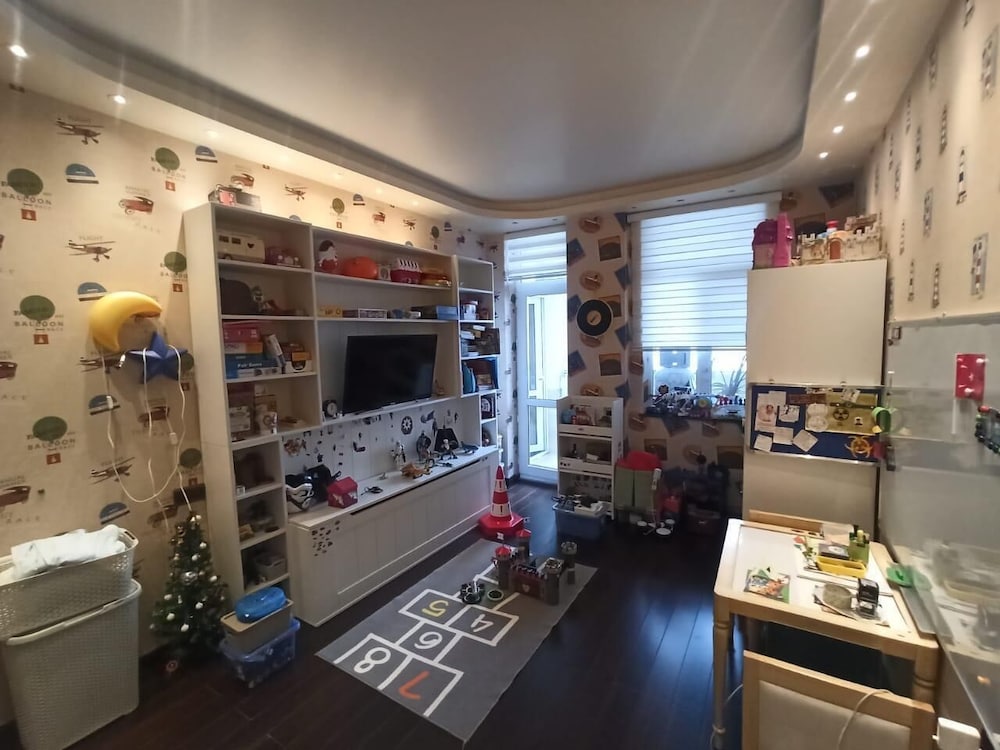 Apartment with beautiful city view