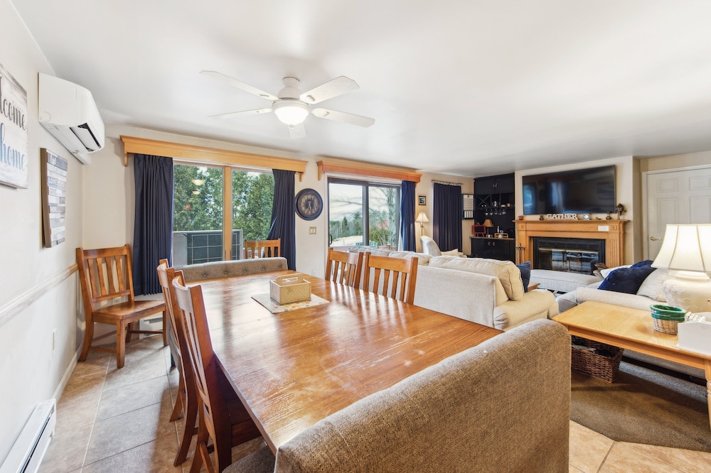 Twister 68i - Mountain Retreat With Stunning Views 3 Bedroom Townhouse by The Summit at Gore Mountain
