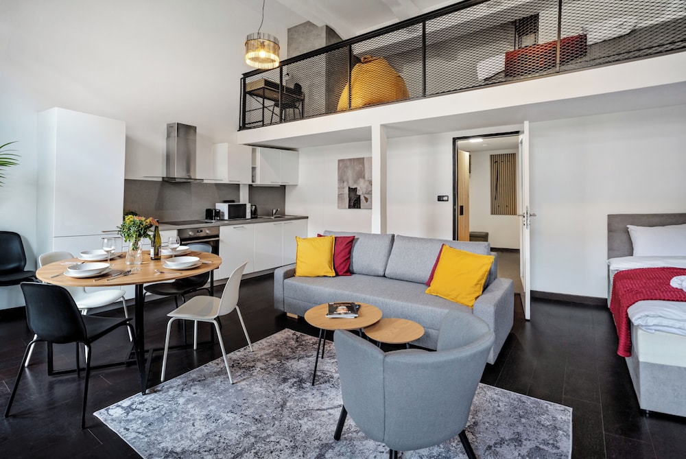 Apart loft hotel in Karlin
