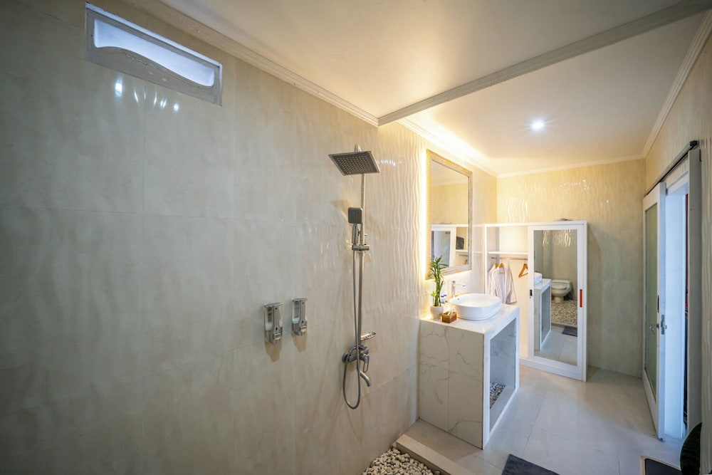 Hayana Villa