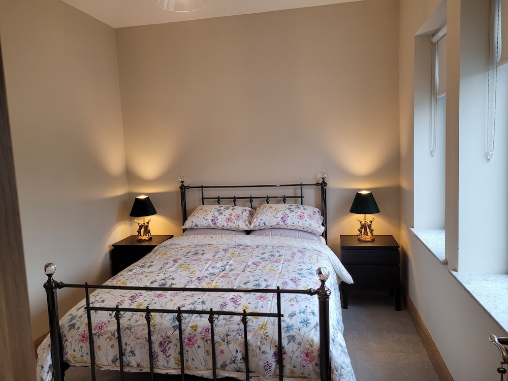 Immaculate 2-bed Cottage in Tuam