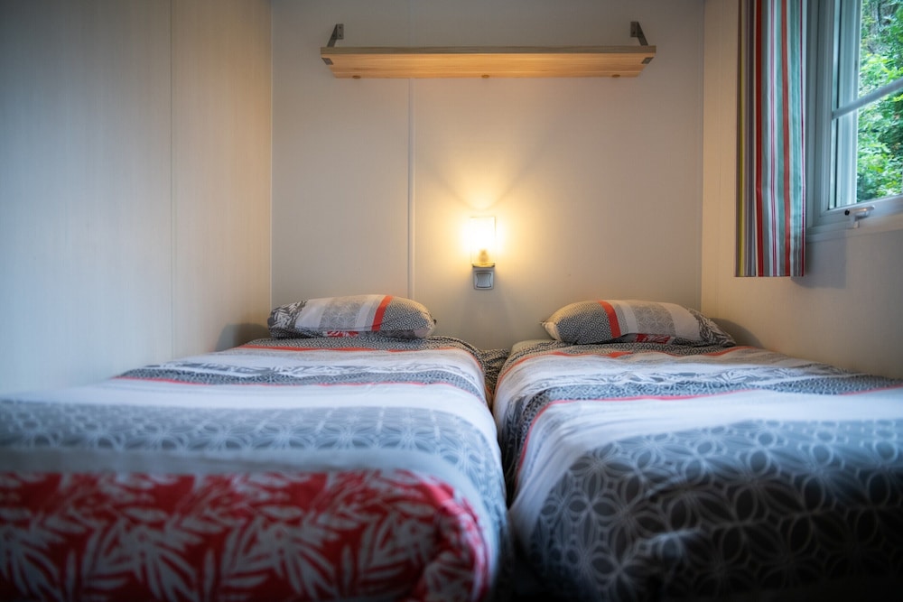 Chalet in Olloy-sur-viroin Holiday Park