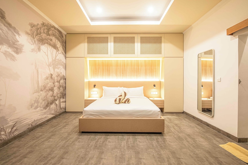 Elegant 3BR Oasis in the Heart of Seminyak